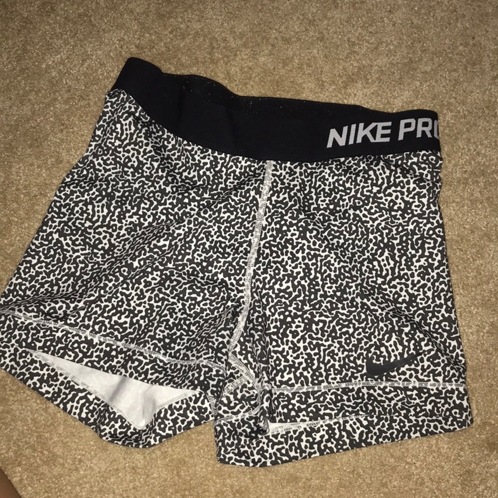 Nike spandex